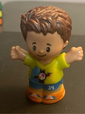 Fisher-Price Little People Sport Soccer Player boy figurine